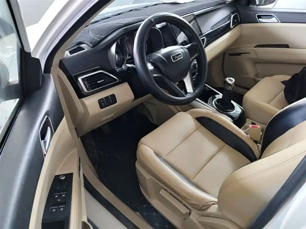 Zotye Damai X5 2017 2017 Value Edition 1.6L Manual Comfort