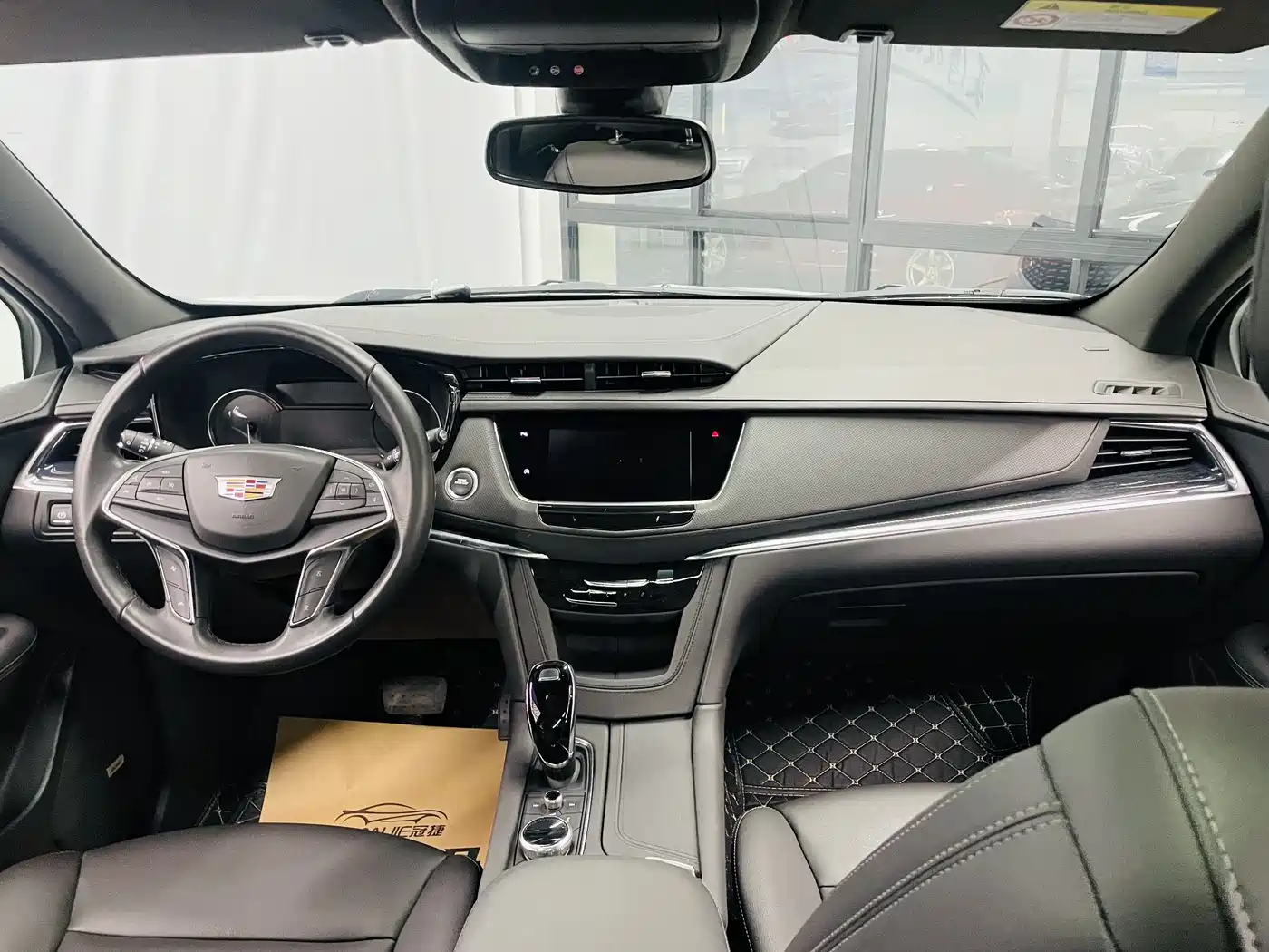 Cadillac XT5 2023 2.0T 2WD Fashion Edition фото 6