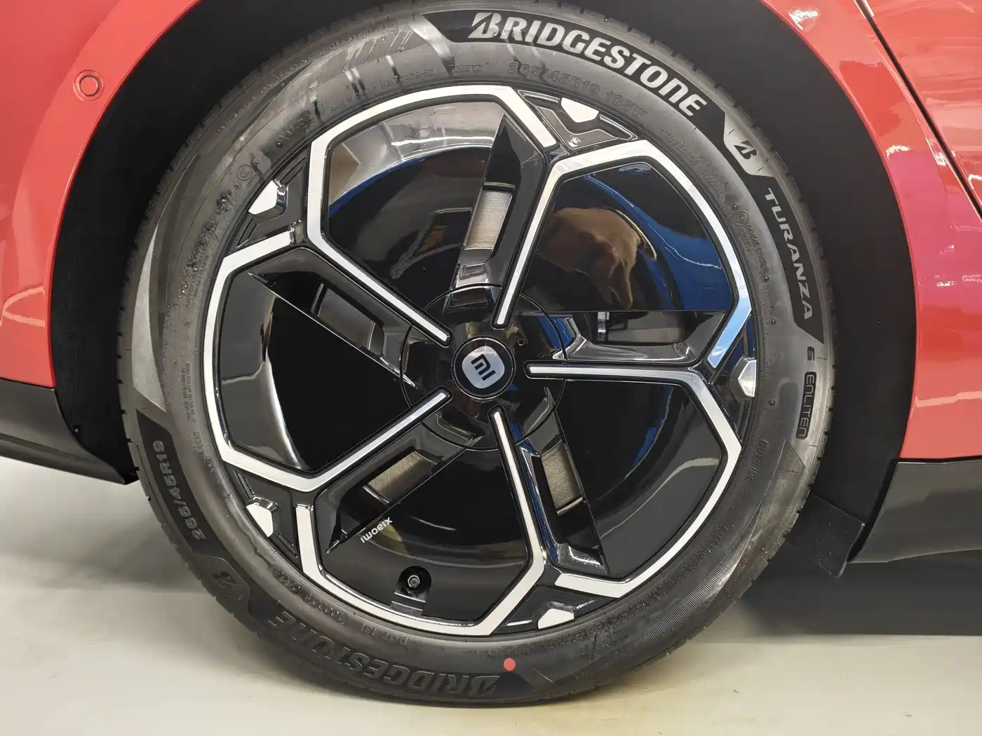 XIAOMI CAR XIAOMI SU7