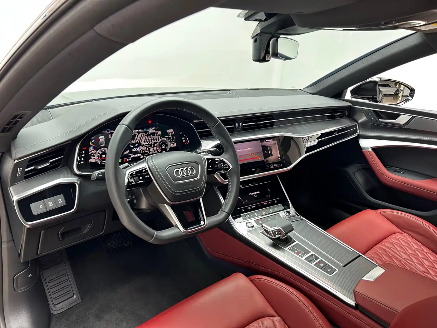 Audi A7L 2024 45 TFSI quattro S-line Black Warrior Edition фото 8