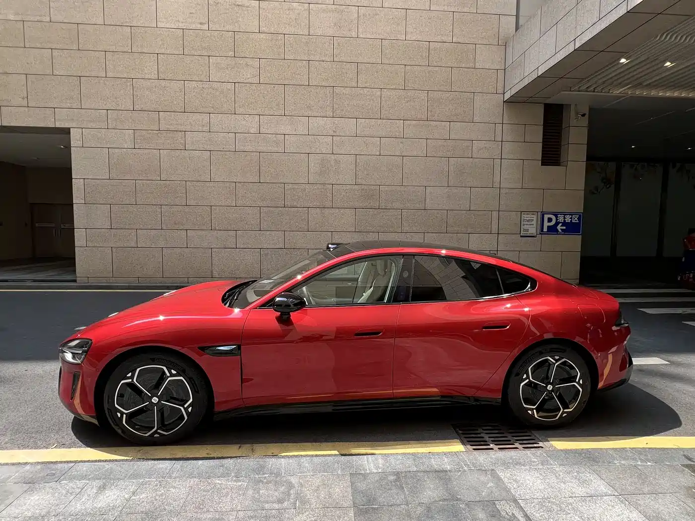 XIAOMI CAR XIAOMI SU7