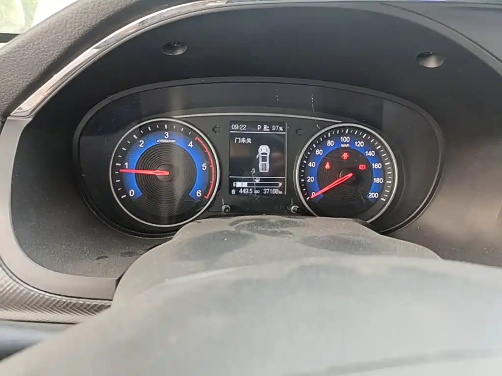 Dongfeng Ruiqi 2023 2023 2.4T Diesel 2WD Startup Long Cargo Box YCY24165-61
