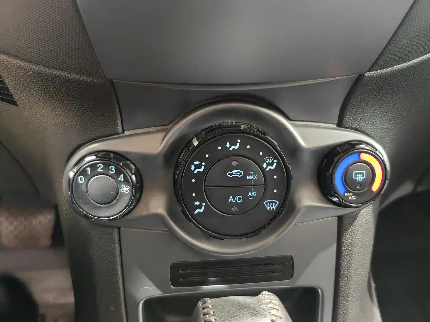 Ford Fiesta 2014 2013 Hatchback 1.5L Automatic Fashion