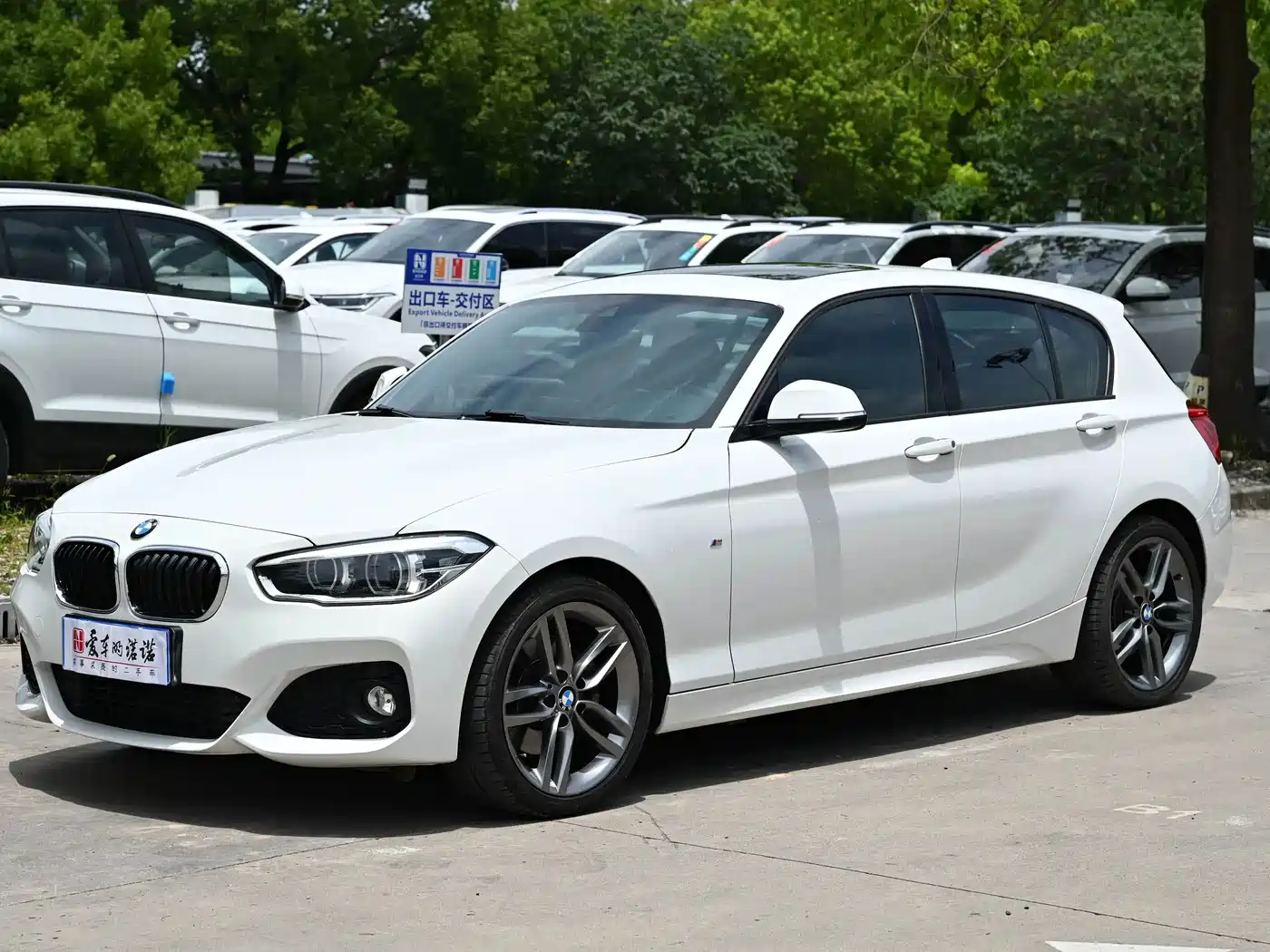 BMW 1 Series (Import)