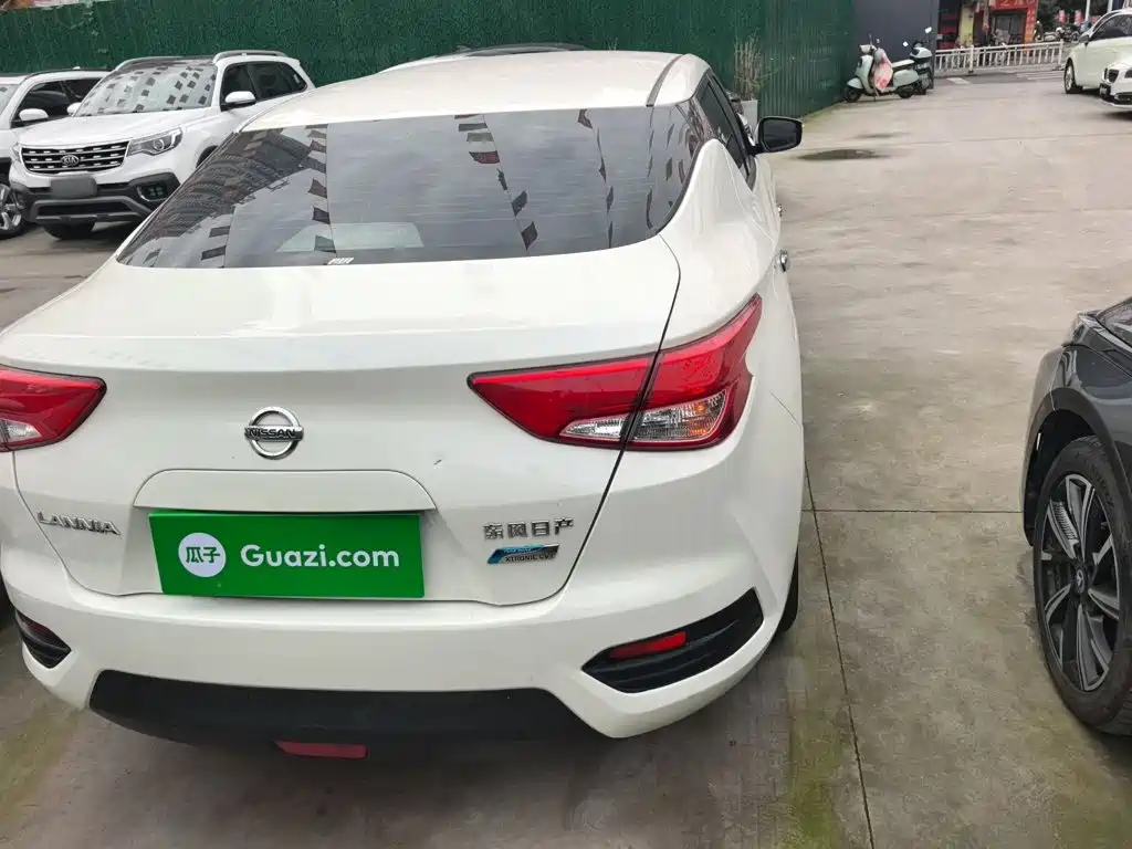 Nissan Bluebird 2020 2020 1.6L CVT Cool Edition