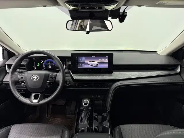 Toyota Camry 2025 2024 Hybrid 2.0HGVP Luxury Edition