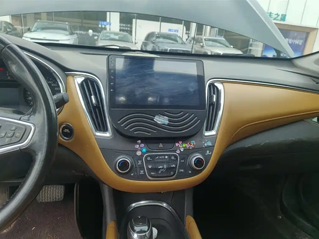 Chevrolet Malibu XL 2017 1.5T Auto Sport Edition фото 13