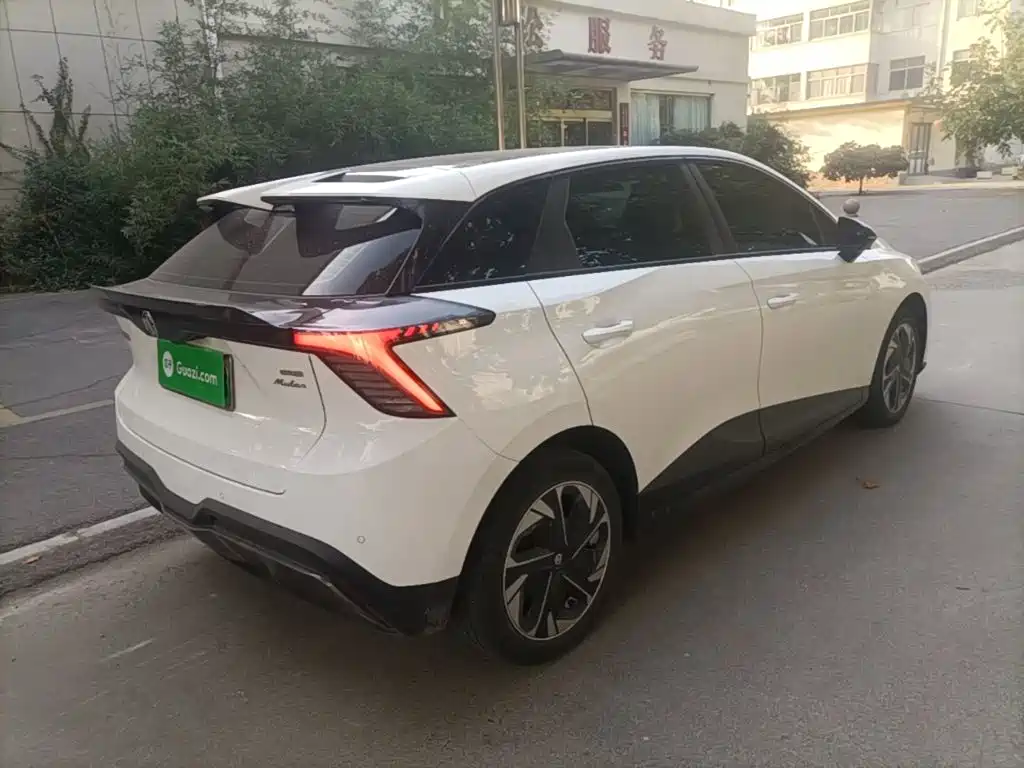MG MG4 EV 2022 2022 425km Luxury Edition