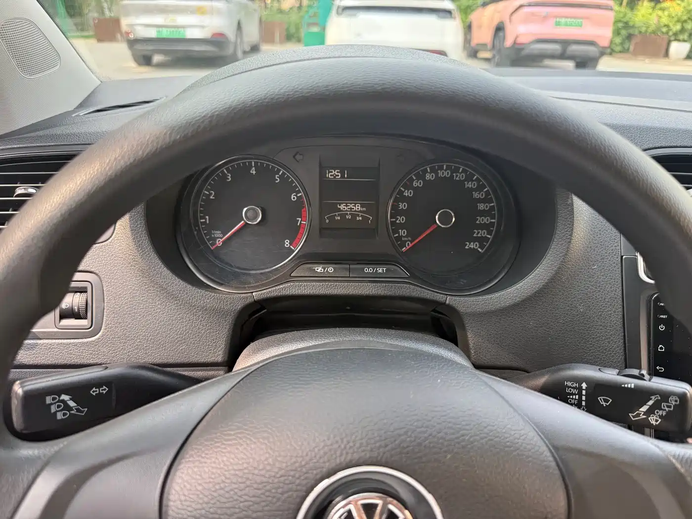 Volkswagen Polo 2018 1.5L Auto Safe Drive фото 9