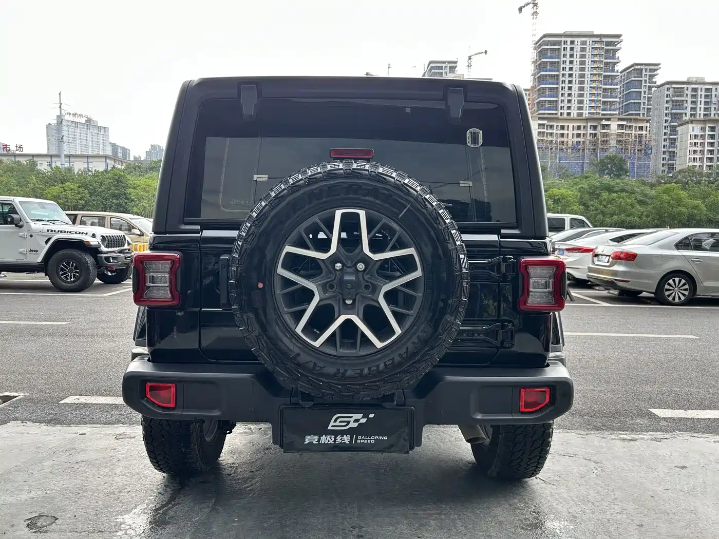 Jeep Wrangler 2024 2024 Model 2.0T Sahara Four-Door Version