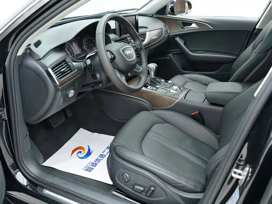 Фото 6 - Audi A6L