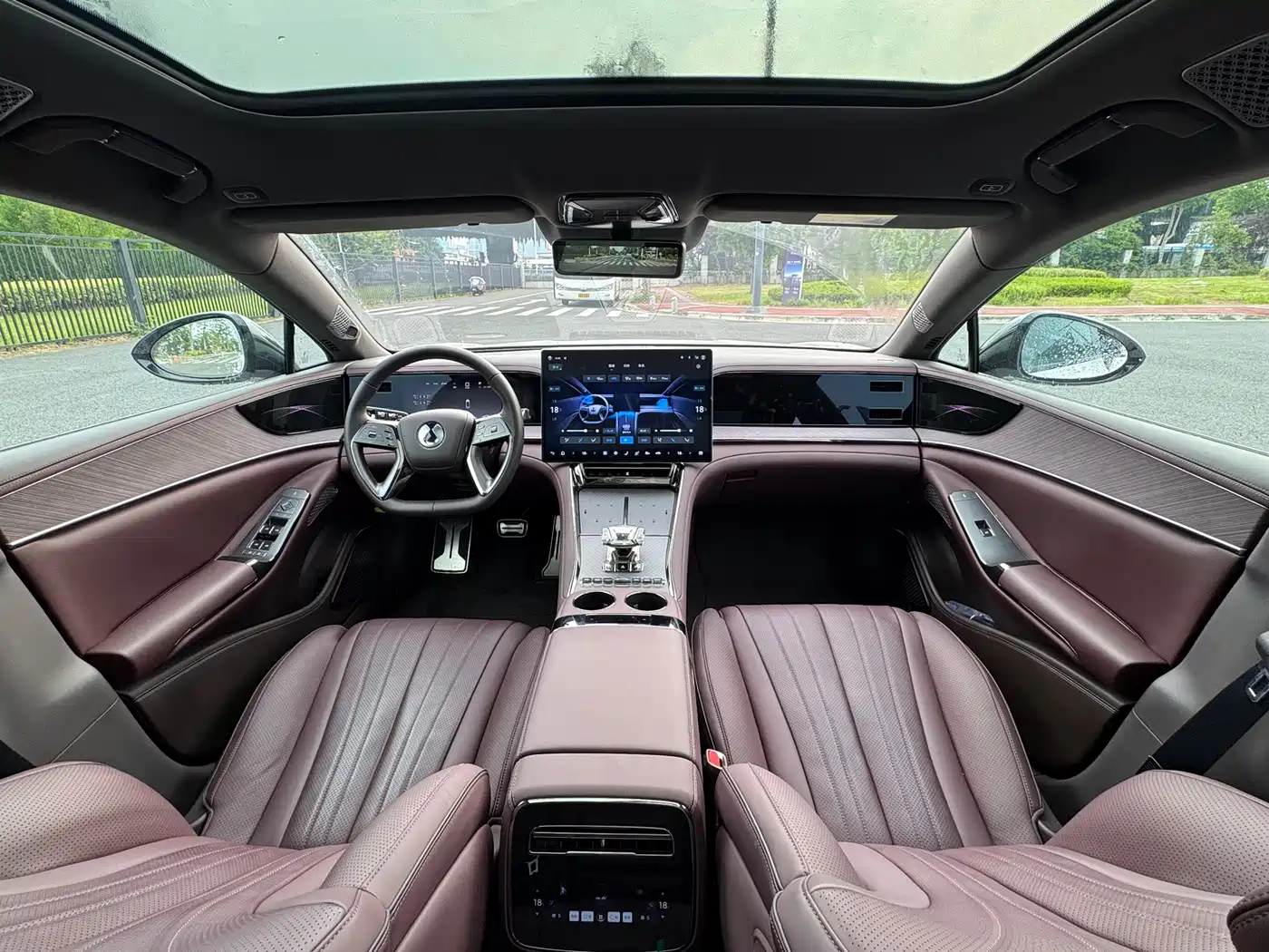 Denza Z9GT 2024 1100 AWD Ultra Edition фото 10