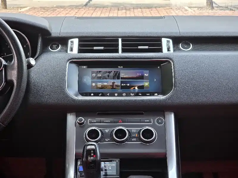 Land Rover Range Rover Sport 2016 3.0 SDV6 HSE фото 11