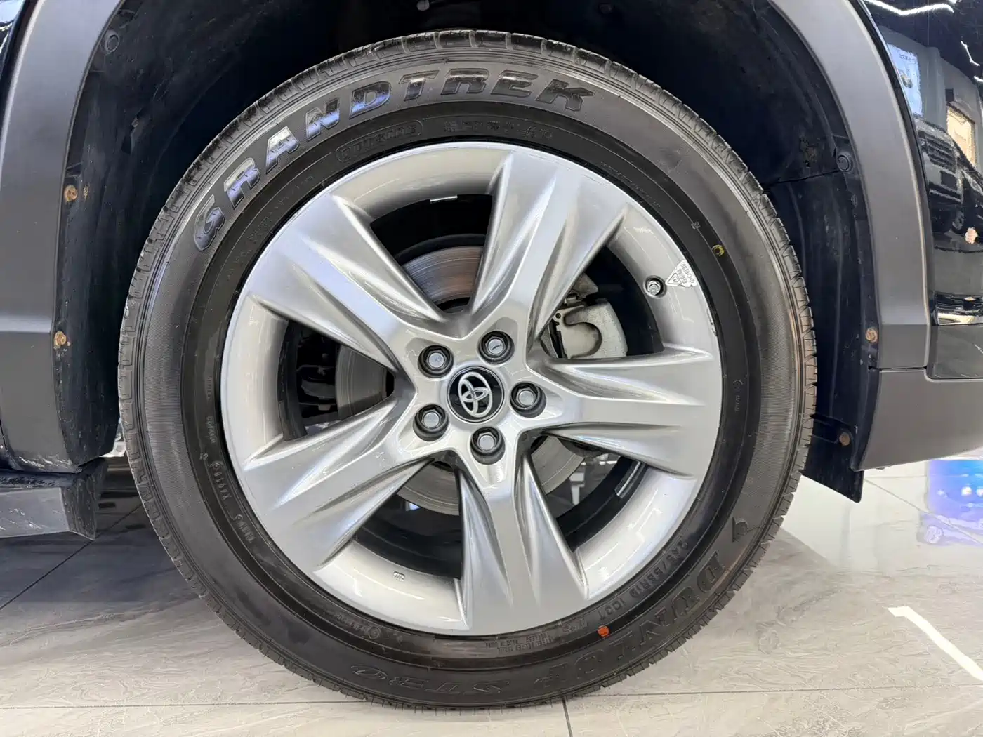 Toyota Highlander 2018 2.0T 4WD Premium 7-seater China VI фото 18