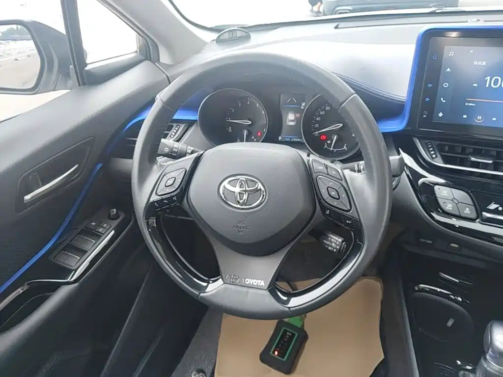 Toyota C-HR 2023 2021 2.0L Luxury Edition