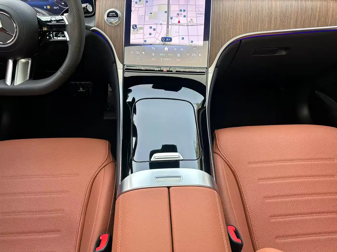 Mercedes-Benz GLC 2023 Facelift GLC 300 L 4MATIC Sport 7-Seater фото 16