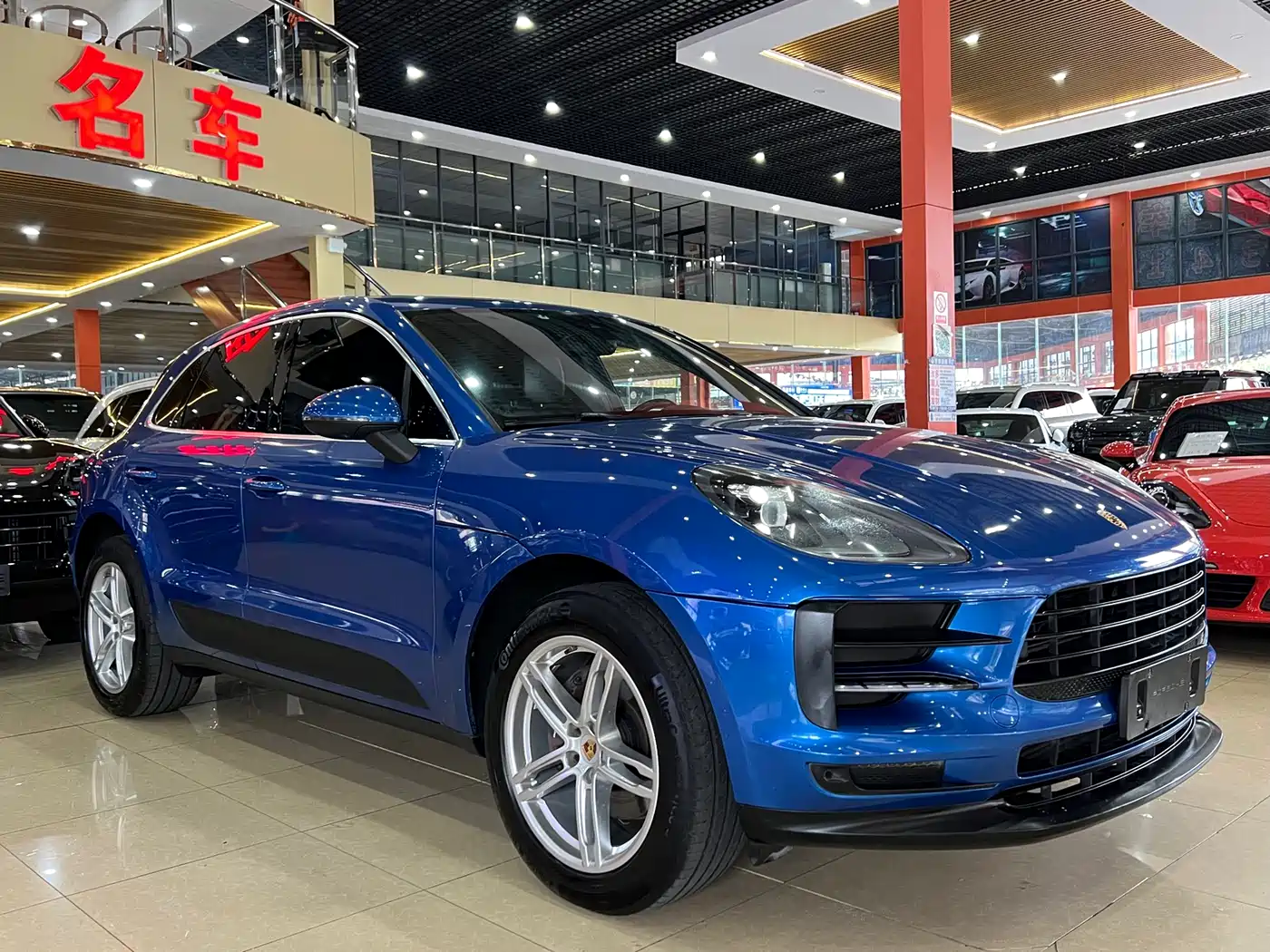 Porsche Macan 2018 Macan 2.0T фото 3