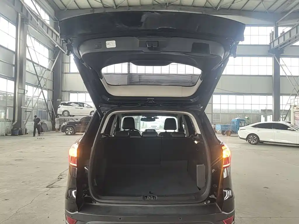 Ford Kuga 2020 2019 EcoBoost 180 2WD Luxury Wing Edition China VI