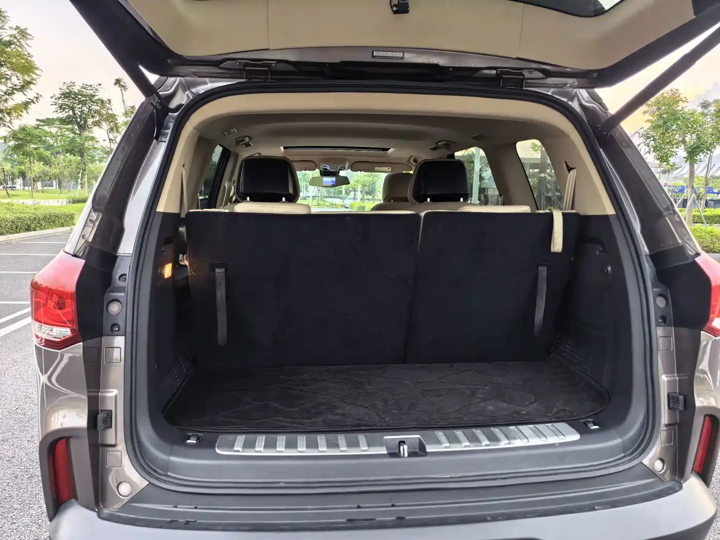 SAIC Maxus D90 2018 2017 2.0T Automatic 2WD Uranus