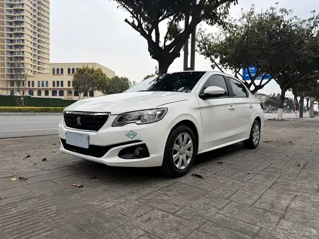  Peugeot Peugeot 301 2018 1.6L Manual Comfort Edition
