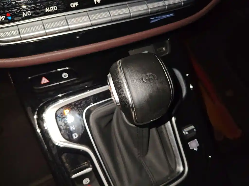GAC Trumpchi Trumpchi M6 2023 PRO 270T DCT Elite Edition фото 7