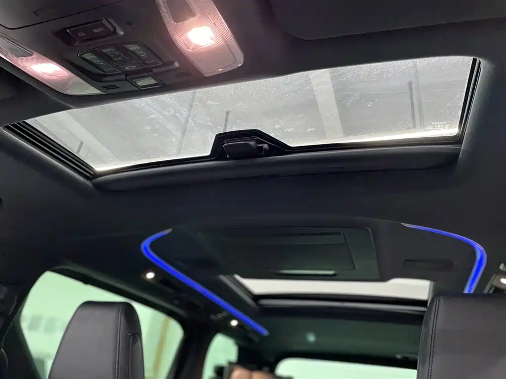 Toyota Alphard 2021 Hybrid 2.5L Premium фото 13
