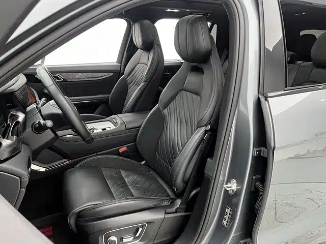 Lynk & Co 09 2022 2021 2.0T Halo 7-seater