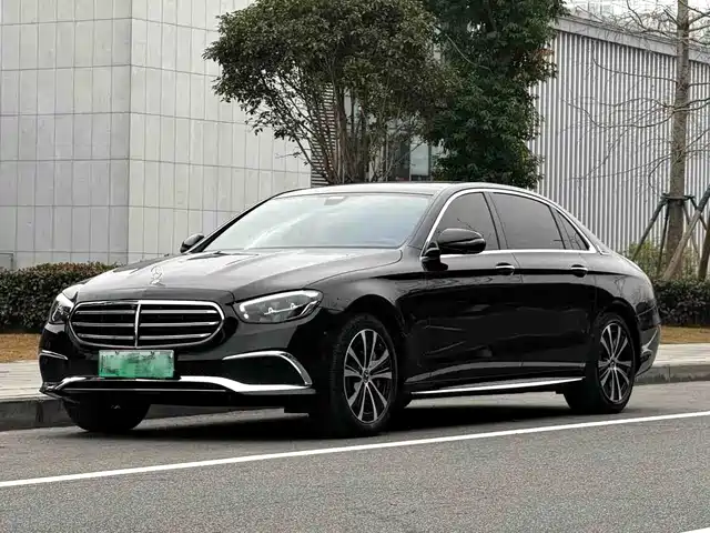  Mercedes-Benz Mercedes-Benz E-Class New Energy 2023 E 350 e L Plug-in Hybrid Sport Sedan