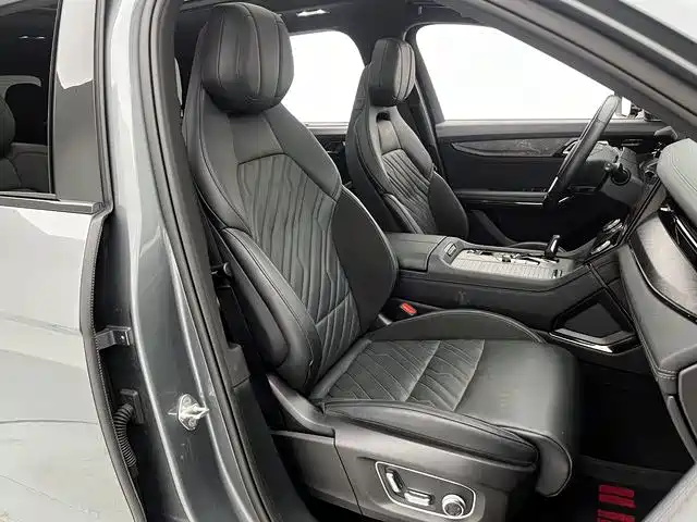 Lynk & Co 09 2022 2021 2.0T Halo 7-seater