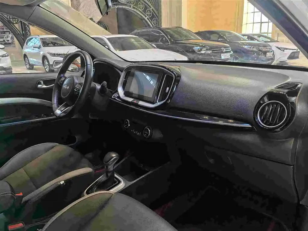 Kia KX1 2021 1.4L CVT Sunroof Version фото 12