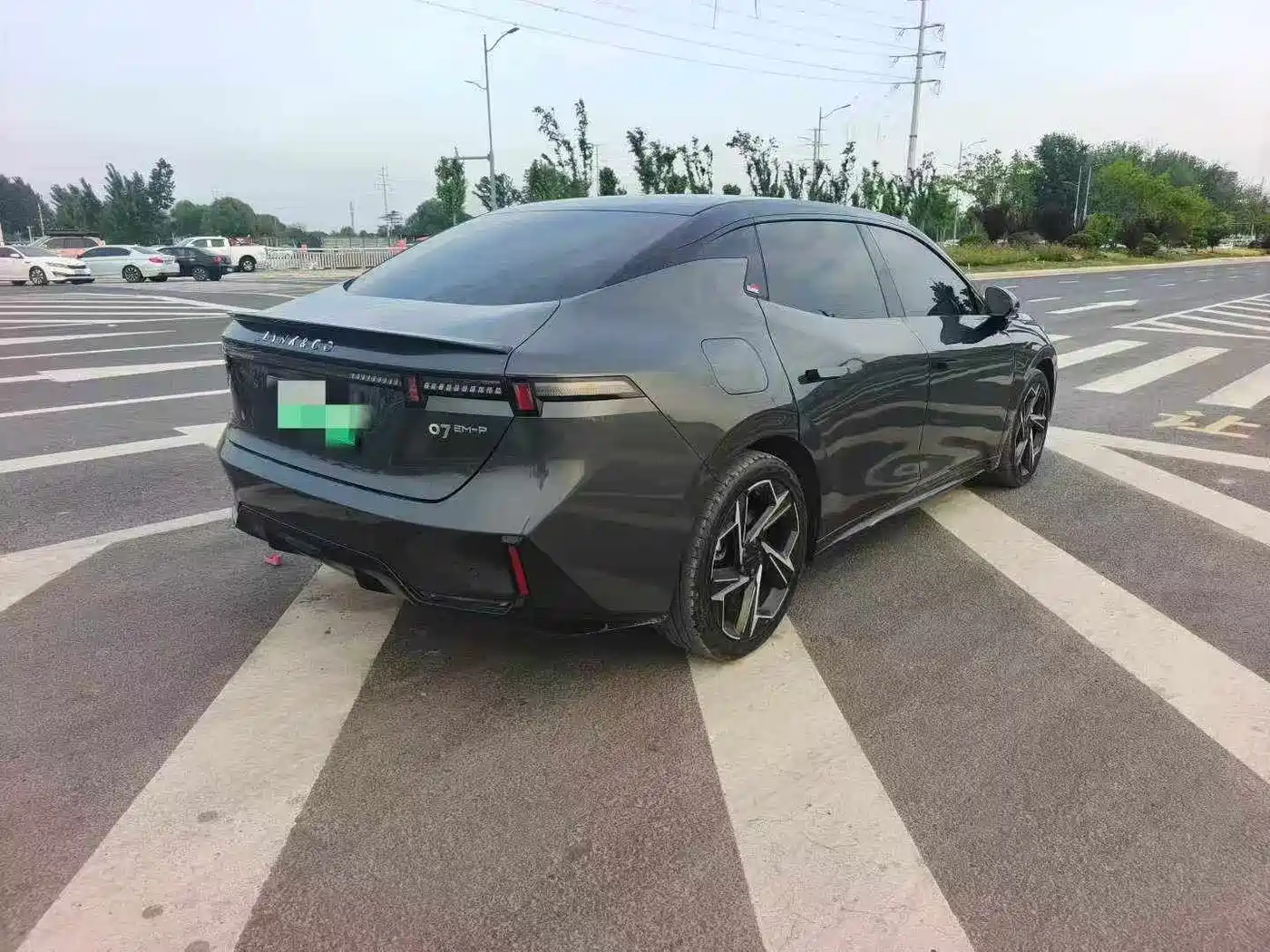 Lynk & Co 07 EM-P 2024 EM-P 126 Long Range Ultra фото 9