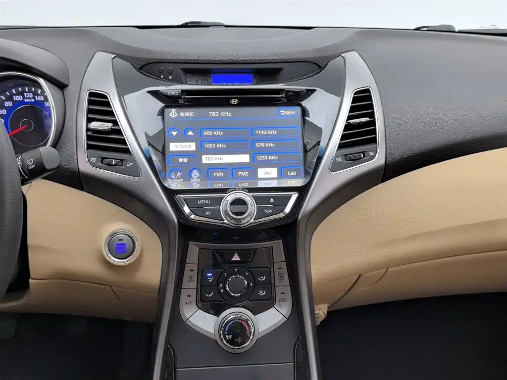 Hyundai Langdong 2012 1.6L Manual Leading фото 12