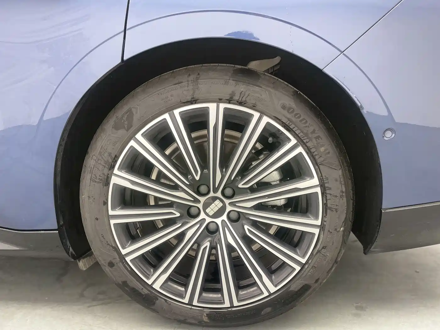 Geely Galaxy Galaxy Xingyao 8 2025 130km EM-P Starship Edition фото 20