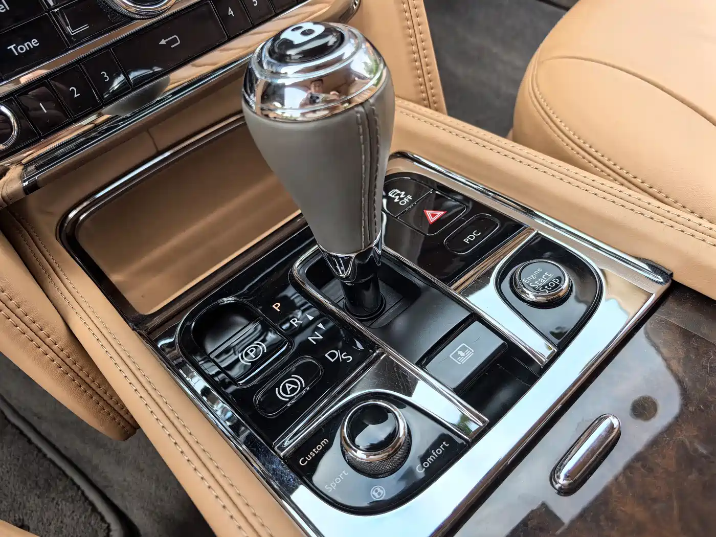 Фото 11 - Bentley Mulsanne