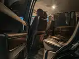 Photo 10 - Land Rover Range Rover