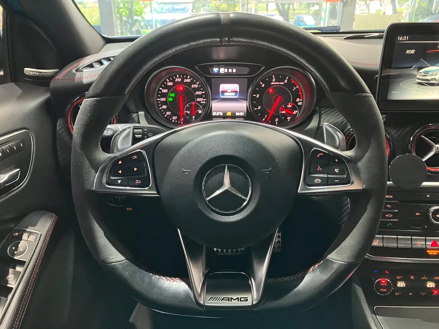 Mercedes-Benz A-Class AMG (Import) 2016 AMG A 45 4MATIC фото 9