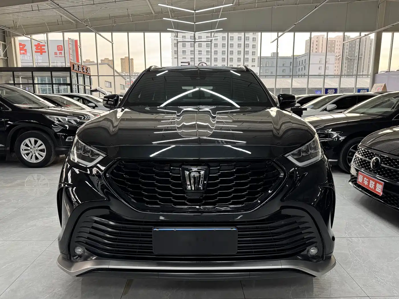 Toyota Crown Kluger 2024 2.5L HEV 4WD Luxury Edition фото 2