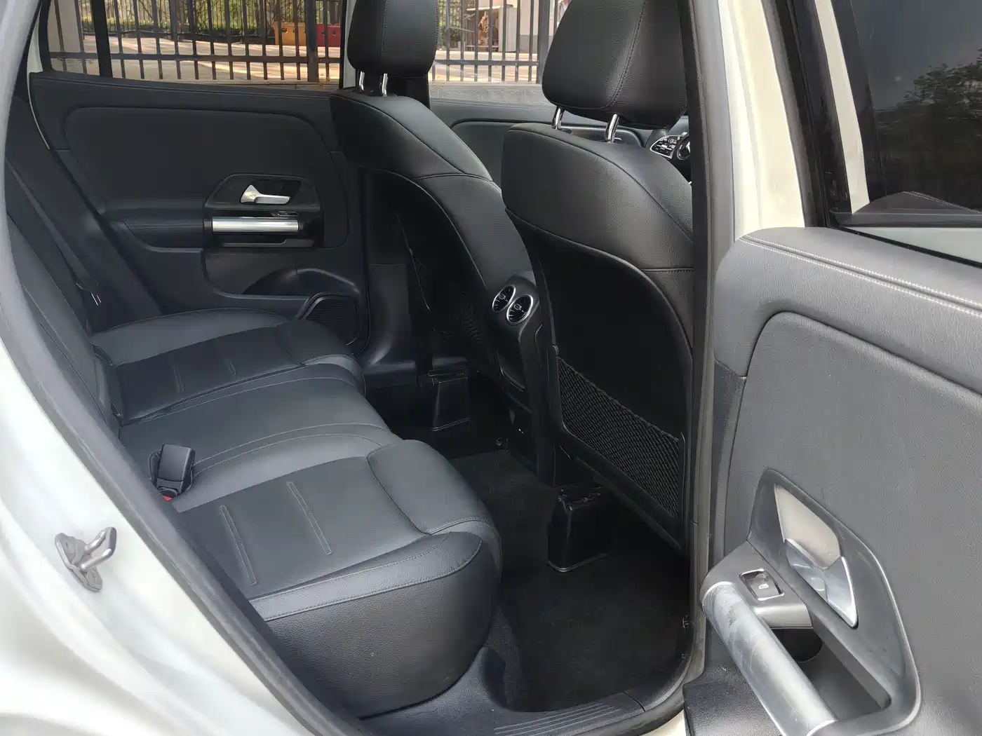 Mercedes-Benz GLA 2020 GLA 200 4MATIC фото 16