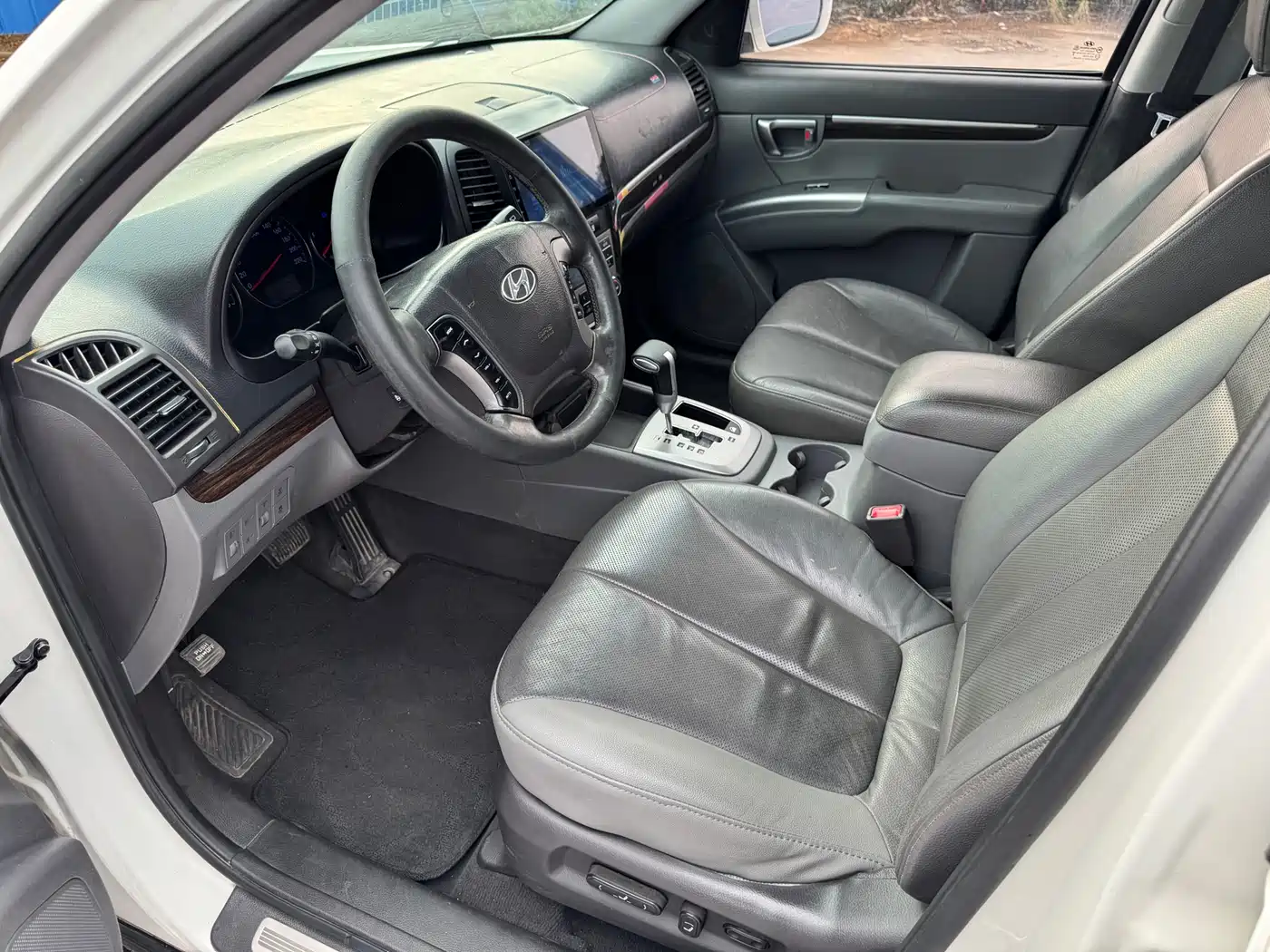Hyundai Santa Fe Classic 2012 2.4 Ultimate Edition 7-Seater AWD фото 8