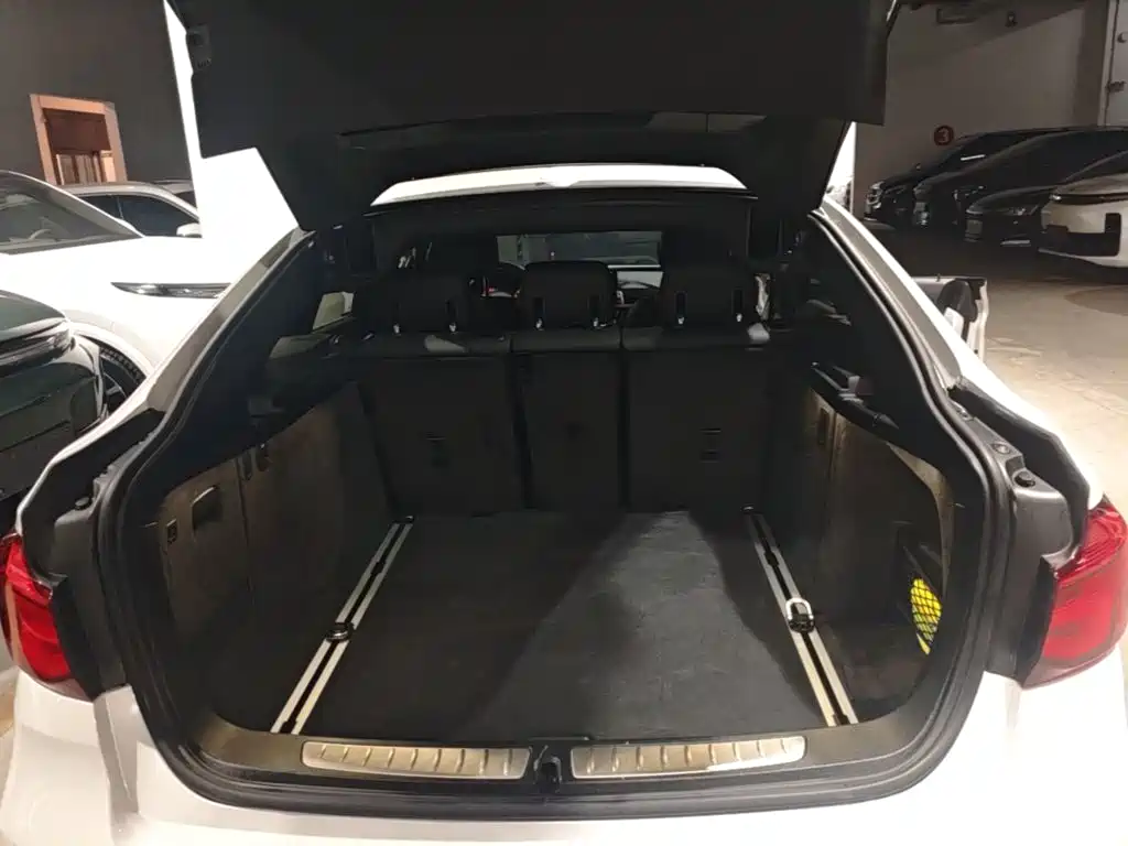 BMW 3 Series GT 2021 2020 320i M Sport Package