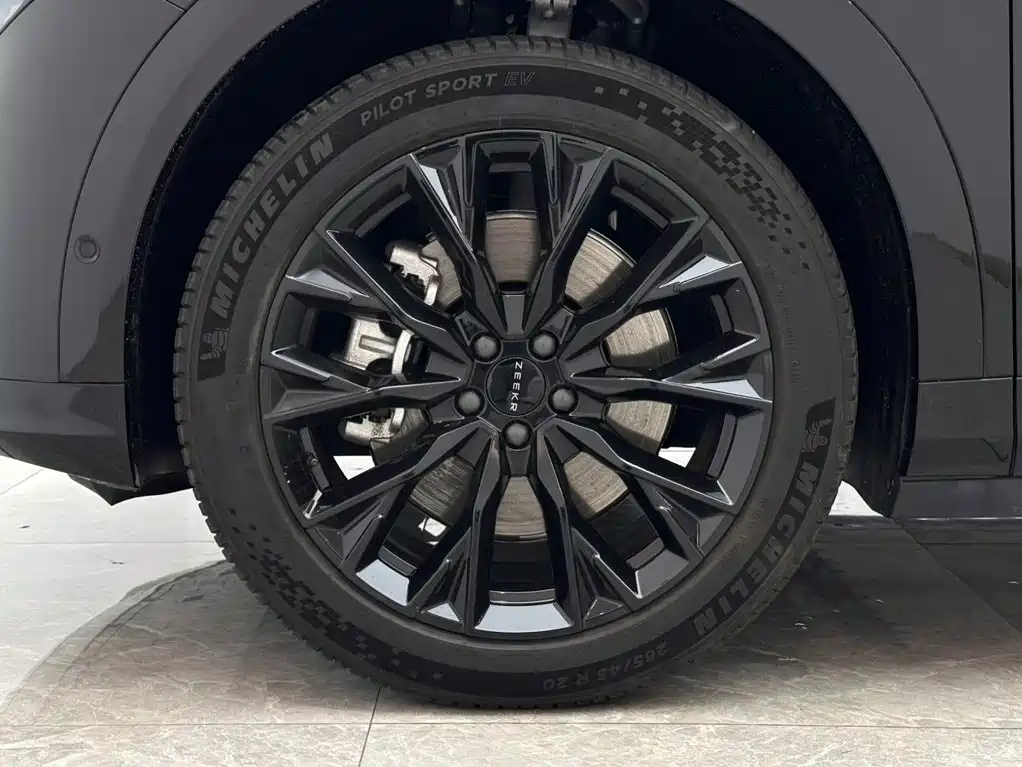 ZEEKR 7X 2025 2025 Model 75kWh RWD Smart Driving Edition
