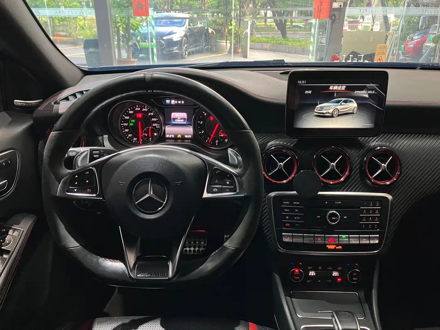 Mercedes-Benz A-Class AMG (Import) 2016 AMG A 45 4MATIC фото 8