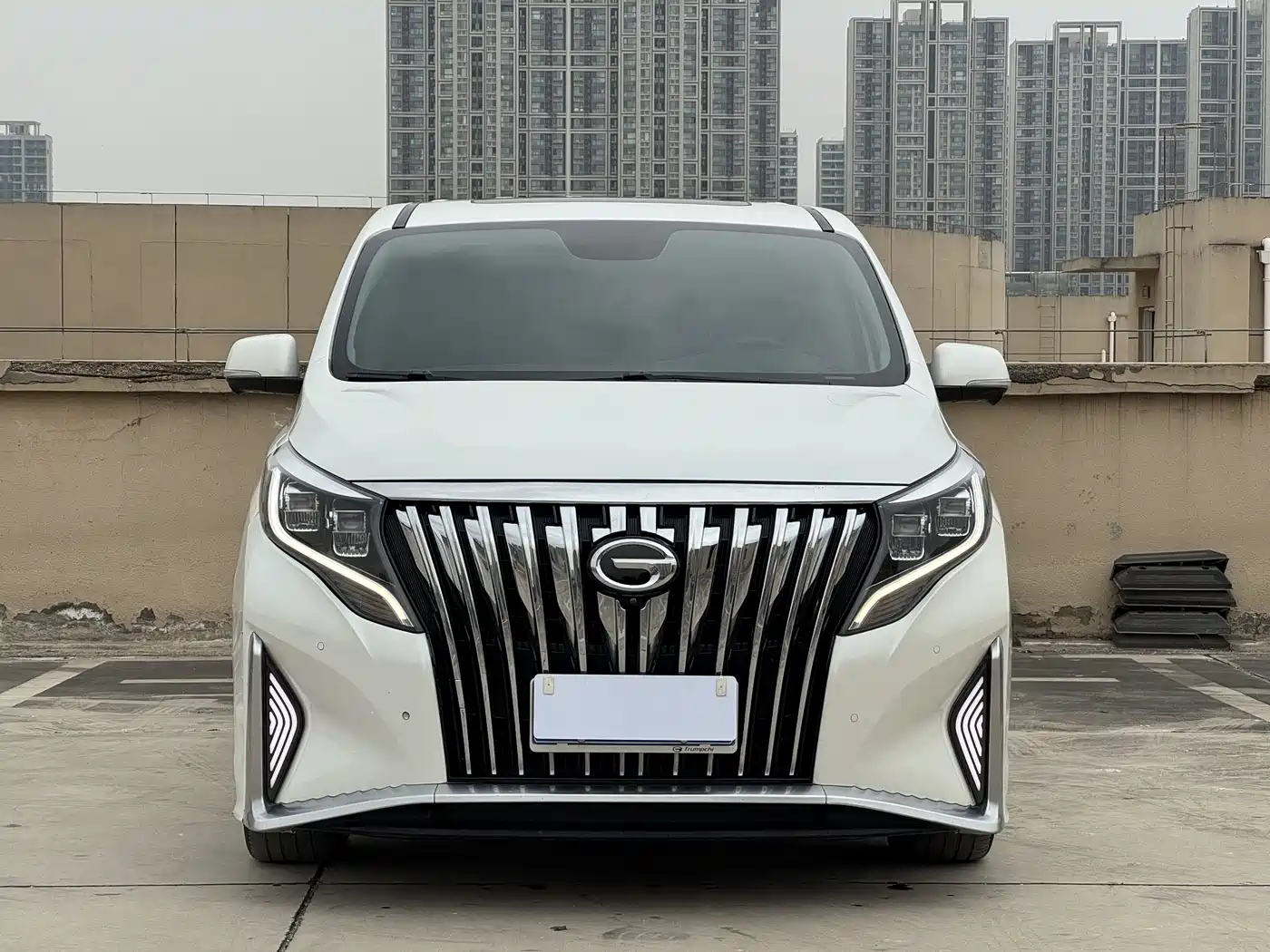 GAC TRUMPCHI M8