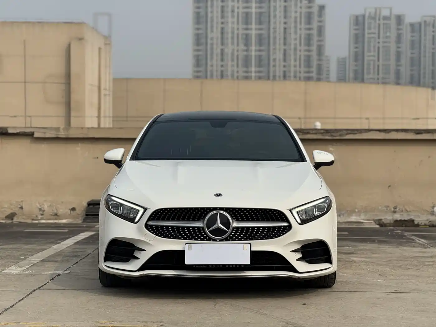 Mercedes-Benz A-Class 2022 A 200 L Sport Sedan Dynamic фото 2
