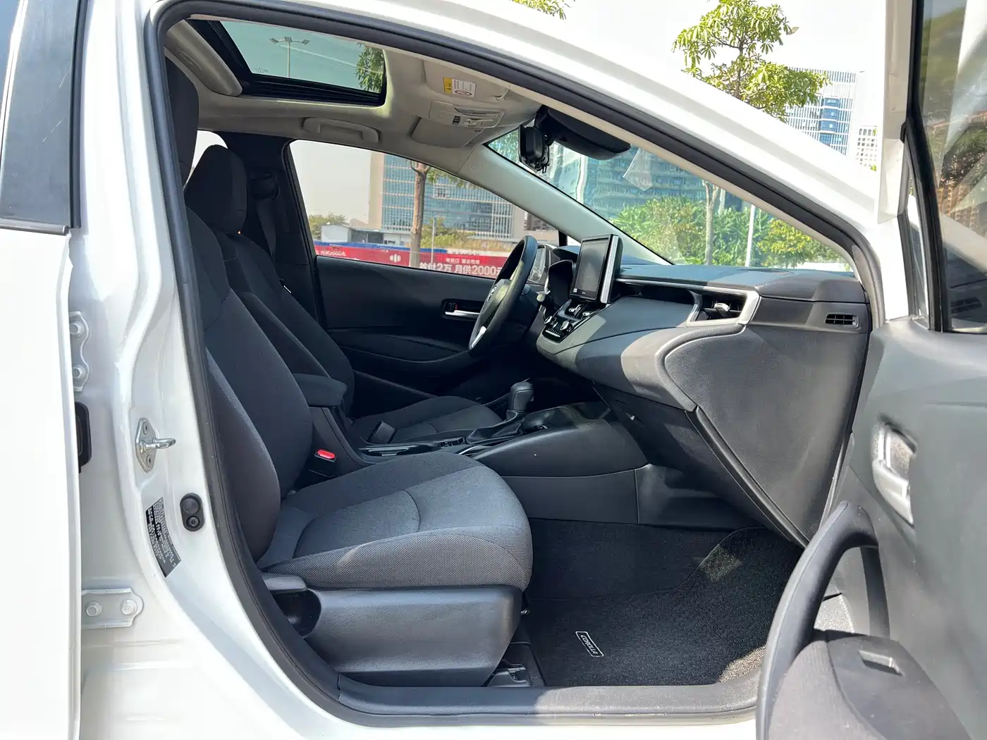 Toyota Corolla 2019 1.2T S-CVT GL-i Elite Edition фото 13