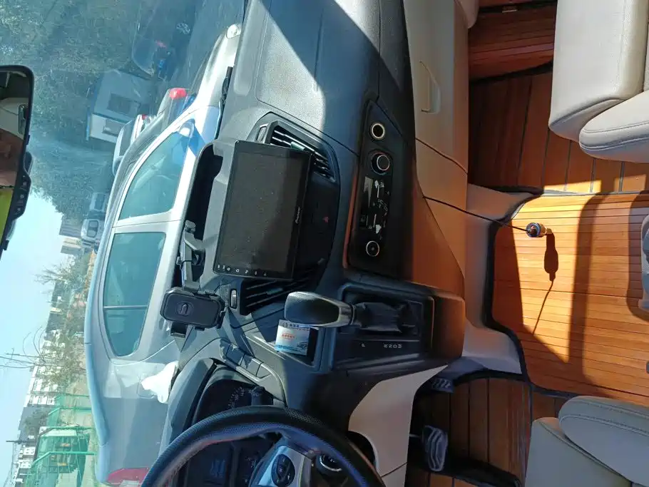 Ford Tourneo 2018 2017 2.0T Automatic Elite Edition