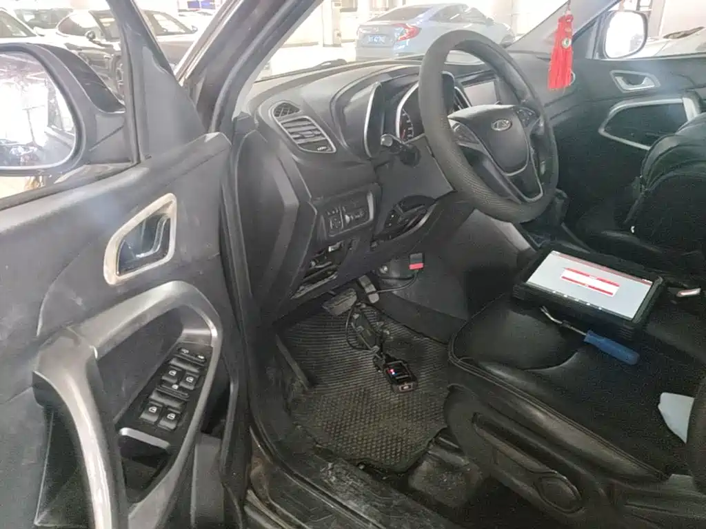 Chery Tiggo 5 2015 2014 2.0L CVT Family Comfort Edition