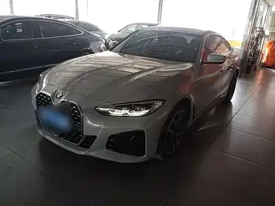 BMW 4