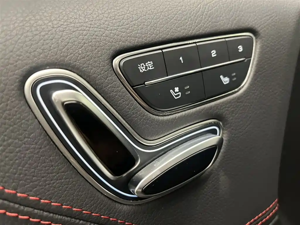 BYD Tang New Energy 2019 DM 2.0T Full-time 4WD Smart Connection Enjoy Edition 6-seater China VI фото 17