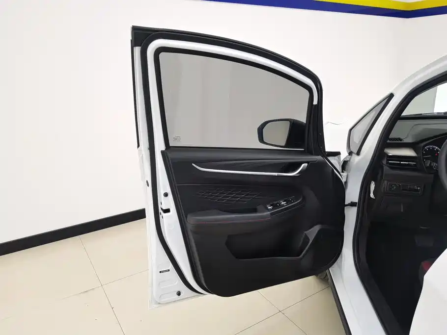 Geely Vision X3 2022 2021 PRO 1.5L CVT Premium